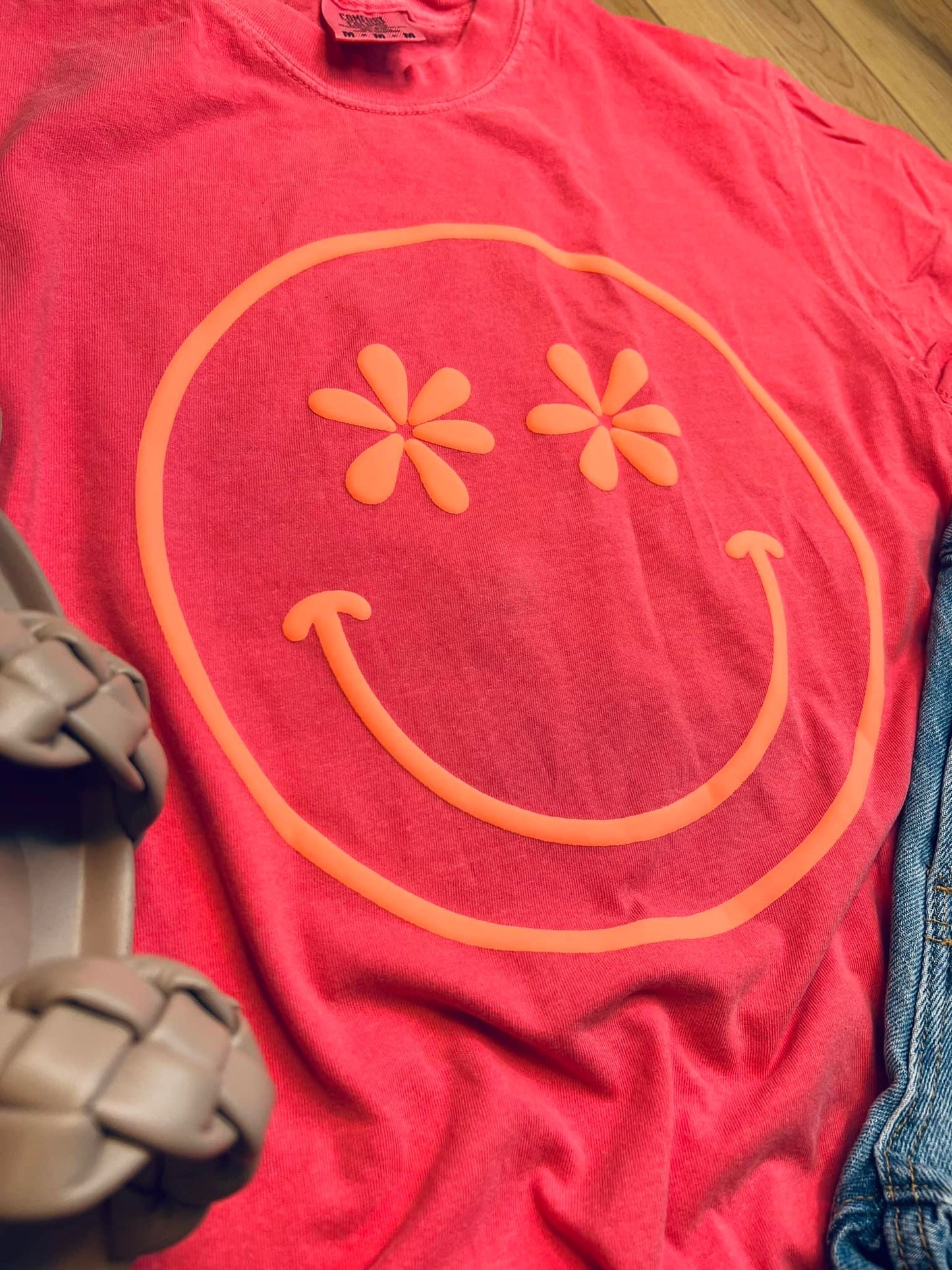 Daisy PUFF Graphic Tee